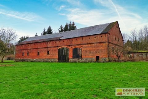 Kümmernitztal / Buckow Halle, Kümmernitztal / Buckow Hallenfläche