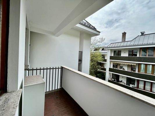 Wohnung in Gries zu verkaufen_122 m² Wohnung kaufen  Eigentumswohnung mit Garage  Wohnung mit Aufzug  großzügige Wohnung  Wohnung für Familien  3-Zimmer-Wohnung mit Balkon  Wohnung mit 3 Schlafzimmern  Wohnung mit 2 Badezimmern  zentrale Lage  helle Wohnu