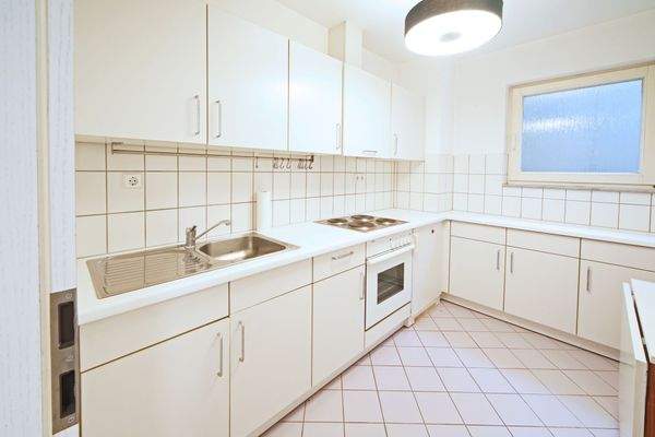 Tiefparterre - UG 1 Einliegerwohnung Küche