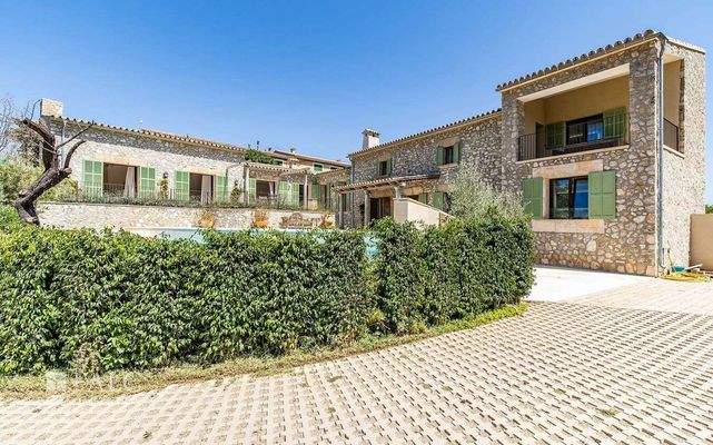 finca-es-capdella-30