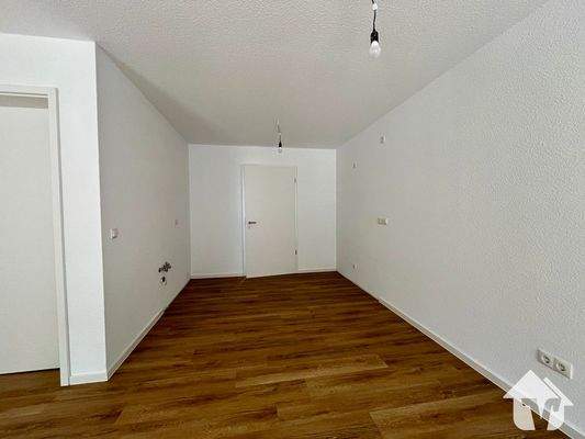 20250709_122752422_iOS