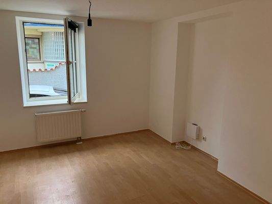 Untere Hauptstr. 15 EG Bilder (3).jpg