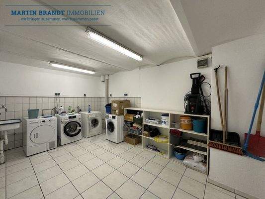 Gemeinschafts Waschküche