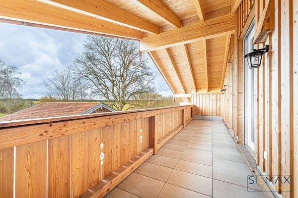 Loggia mit Abendsonne