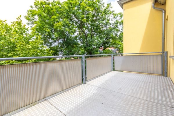 Terrasse mit Blick ins Grüne