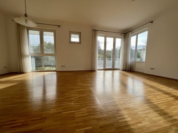 Hochwertige 3-Raum-Wohnung mit Balkon und EinbaukÃ¼che in Barsinghausen