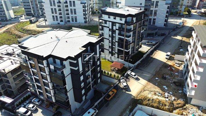 Apartments in a Complex with Pool in Demirtaş Osmangazi