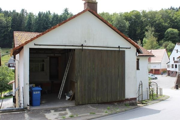 Scheune Straßenseite.JPG