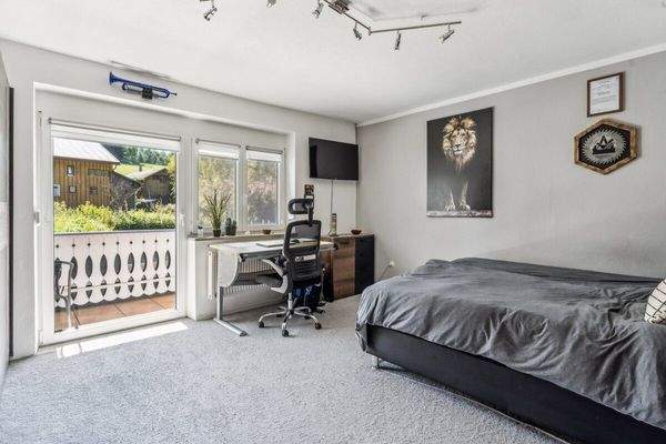 Schlafzimmer (Whg. OG)