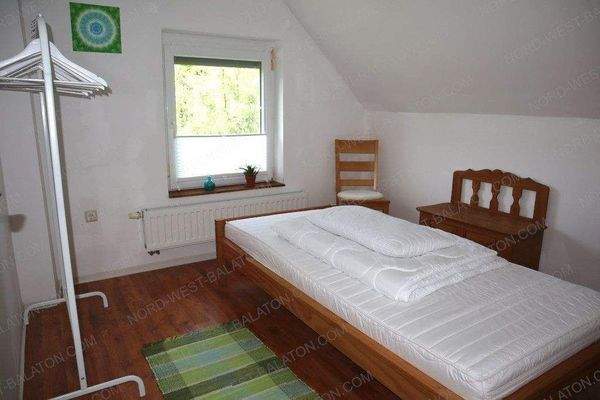 Schlafzimmer 2 mit Obergeschoss