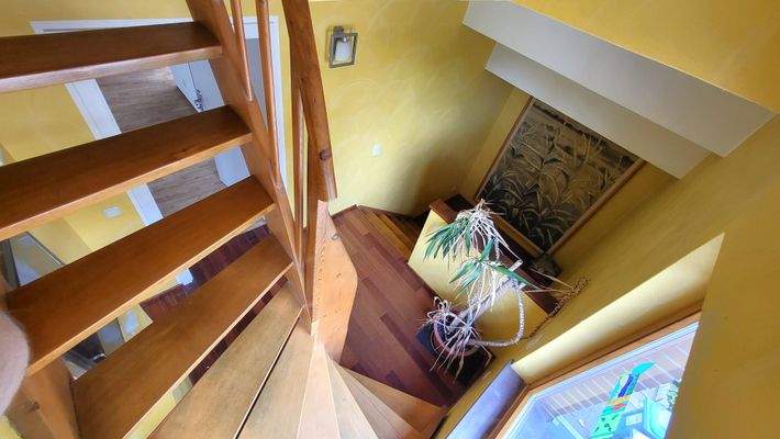 38_Treppenhaus 2.jpg