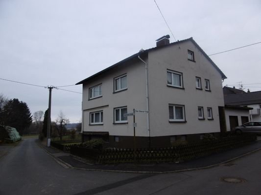 Strassenansicht 2