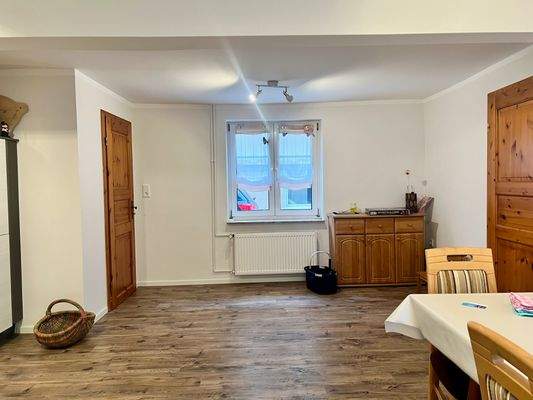 Küche mit Speisekammer EG