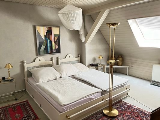 Schlafzimmer DG