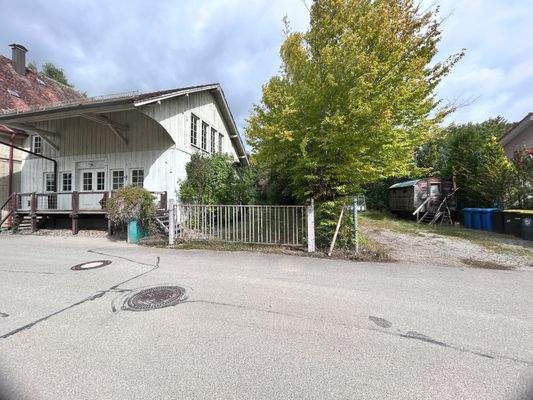 Ansicht Front, Balkon/Parken