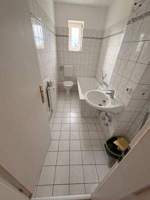 Badezimmer mit Badewanne