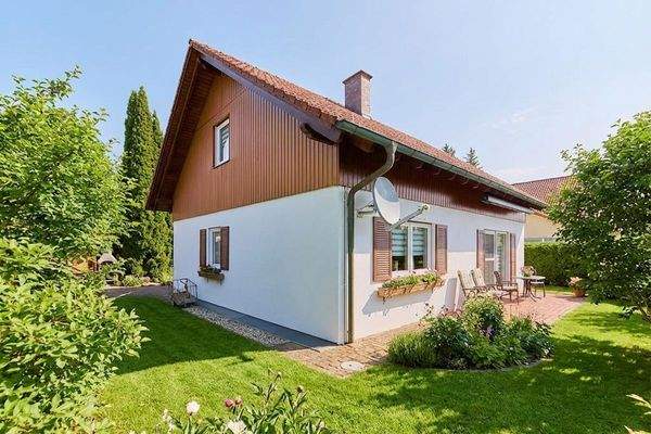 Süd-West-Ansicht (Sommervisualisierung)