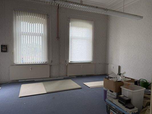 mögiches Wohnzimmer mit Kamin
