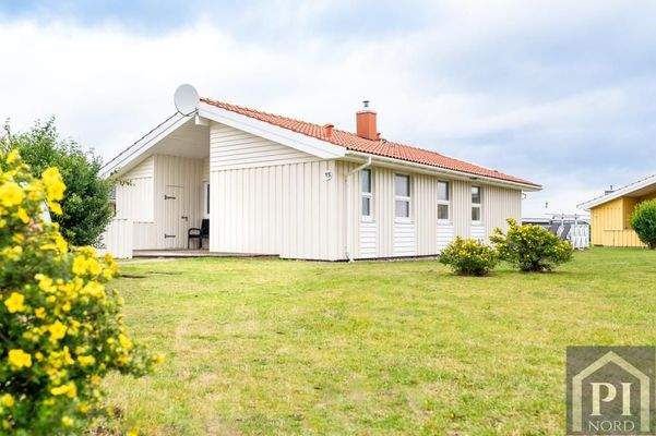 Westansicht mit 2. Terrasse