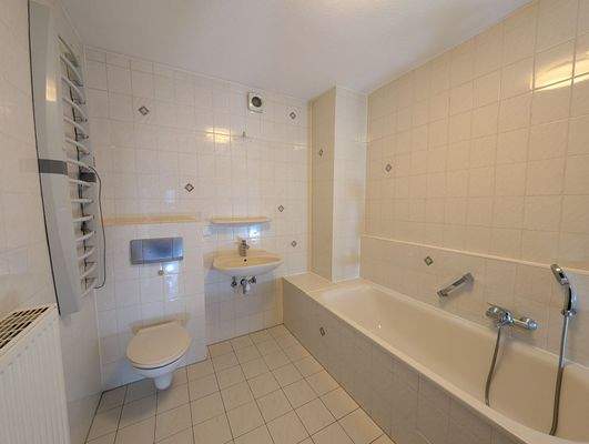 Badezimmer im Obergeschoss