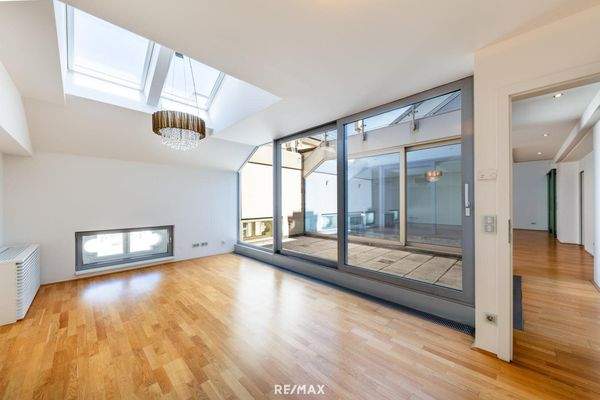 Wohnsalon mit Atrium