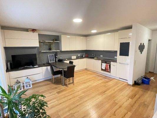 Wohnzimmer und Küche