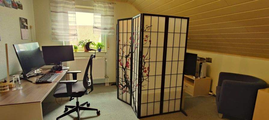 18. DG-Jugendzimmer 1.jpg