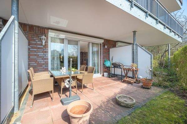 Terrasse und Garten