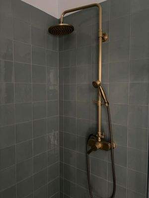 Moderne Duscharmatur