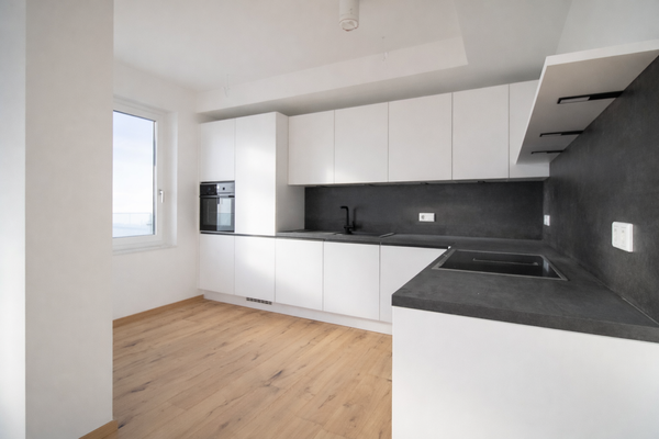 Wohnbereich mit Küche und Terrasse