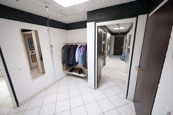 b775c41b-881b-400f-96c8-92f5e7e0279b