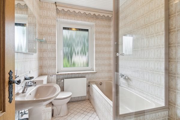 Badezimmer im EG