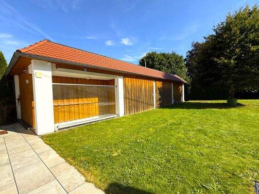 Party- und Gartengebäude 