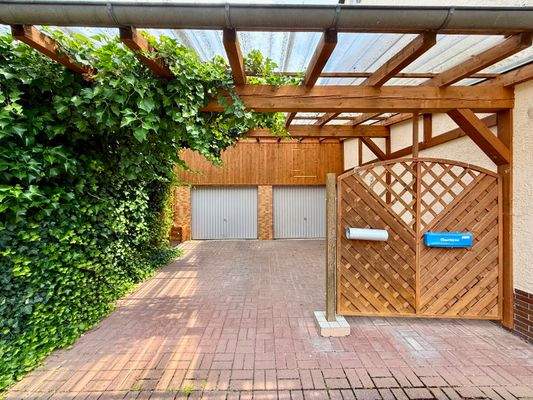 Carport/ Garagen