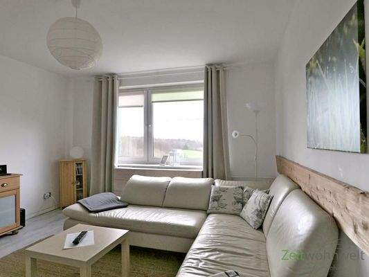 Blick ins Wohnzimmer