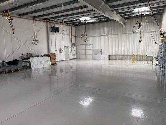 Beispiel Montagehalle