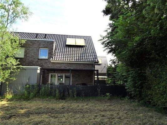 Garten-Terrasse HausNr-7a.JPG