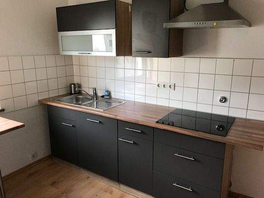 Dachgeschoss Küche 2.jpg