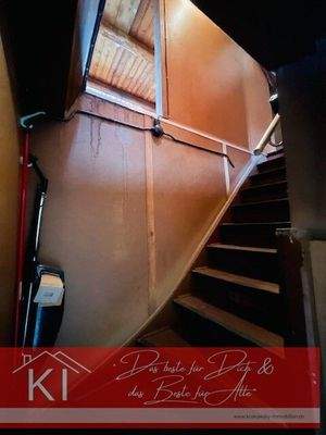 Treppe zum Dachboden 