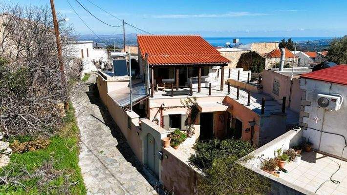 Renoviertes traditionelles Haus mit atemberaubendem Blick auf die Weißen Berge