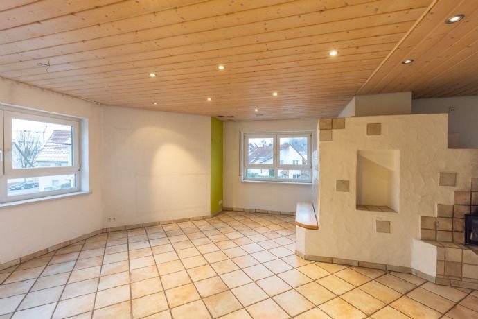 Sehr große Maisonettewohnung in zentraler Lage von Oberstenfeld (ca. 2.522 €/m²)