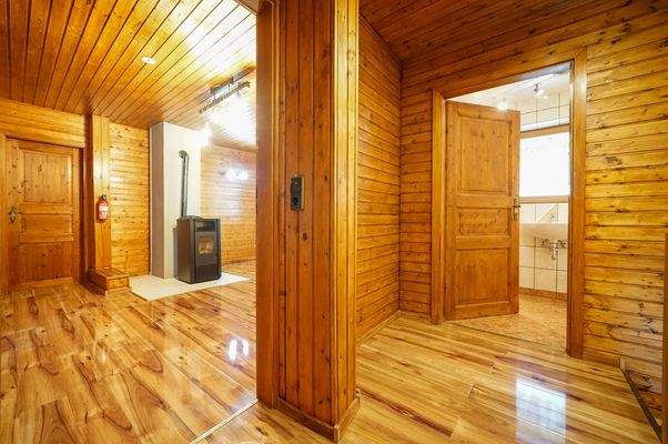 Flur, Zimmer & Badezimmer DG.jpg