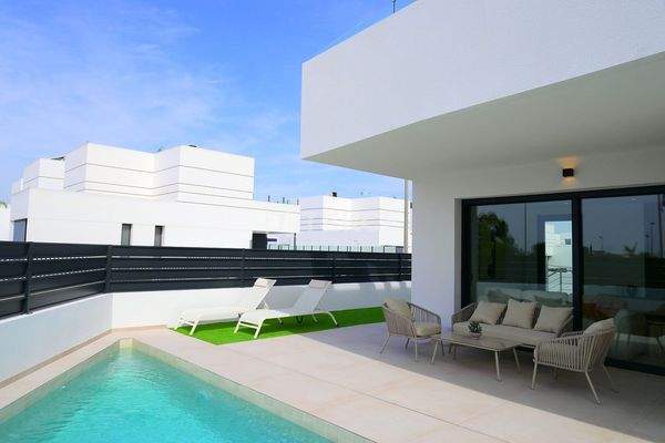 Elegant Villas in Dolores Alicante Costa Blanca