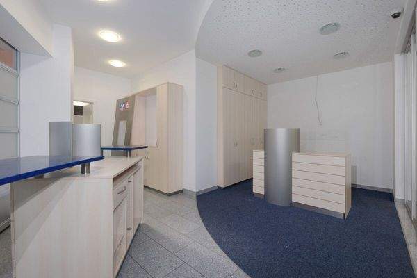 Schalterraum Rückseite