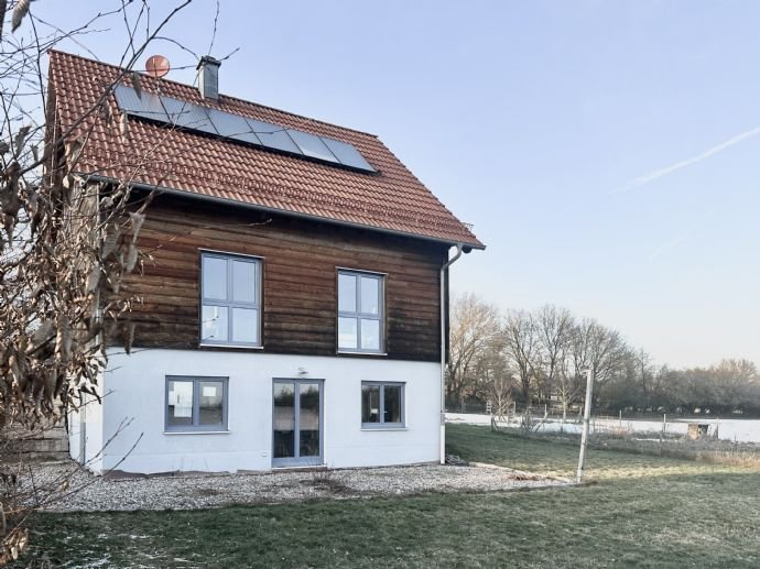 Ökologischer Wohntraum im Herzen der Natur - Niedrigenergiehaus in einmaliger Alleinlage