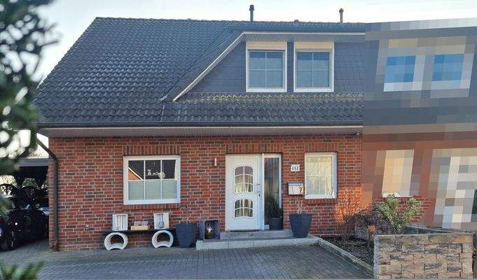 V1647 Straßenansicht