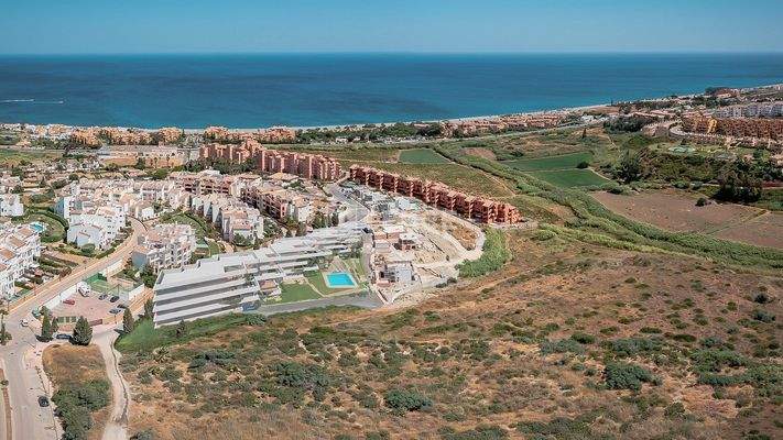 Apartments in a Complex with Swimming Pool in Manilva