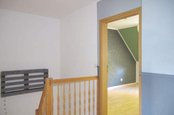 OG - Blick vom Flur in ein Zimmer