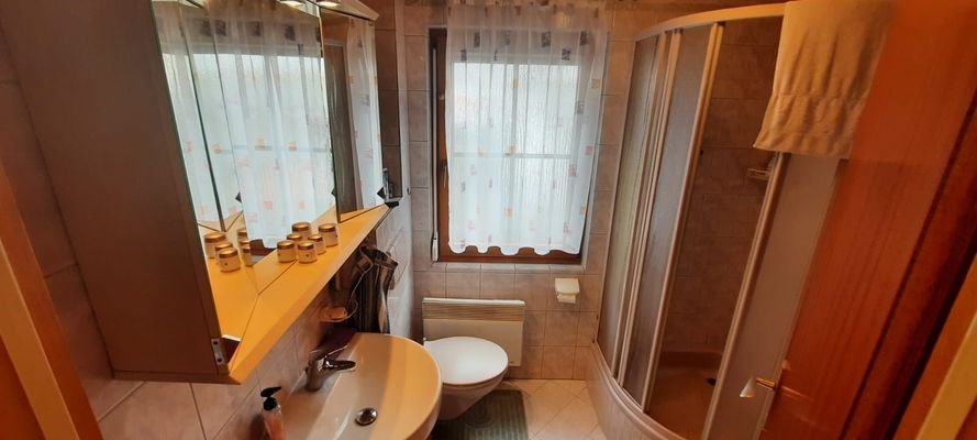 Badezimmer.jpeg