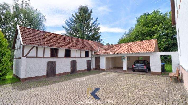 Stellplätze und Abstellräume